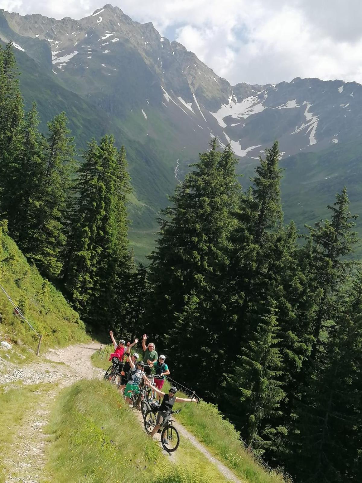 Haus Aelpele Leilighet Klosterle am Arlberg Eksteriør bilde
